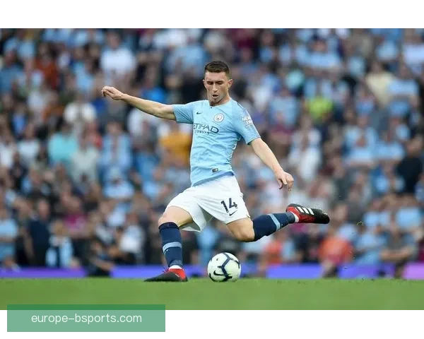 拉波尔特防守如铁壁进攻同样犀利场上全能表现